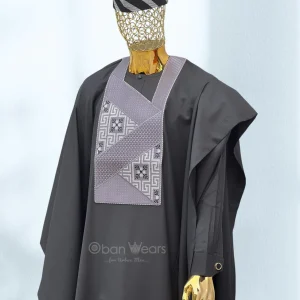 Regal Agbada Ensemble – Oban Wears (Charcoal Majesty)